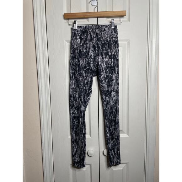 Lululemon InStill High-Rise 25" Legging Size 2 - Picture 1 of 8